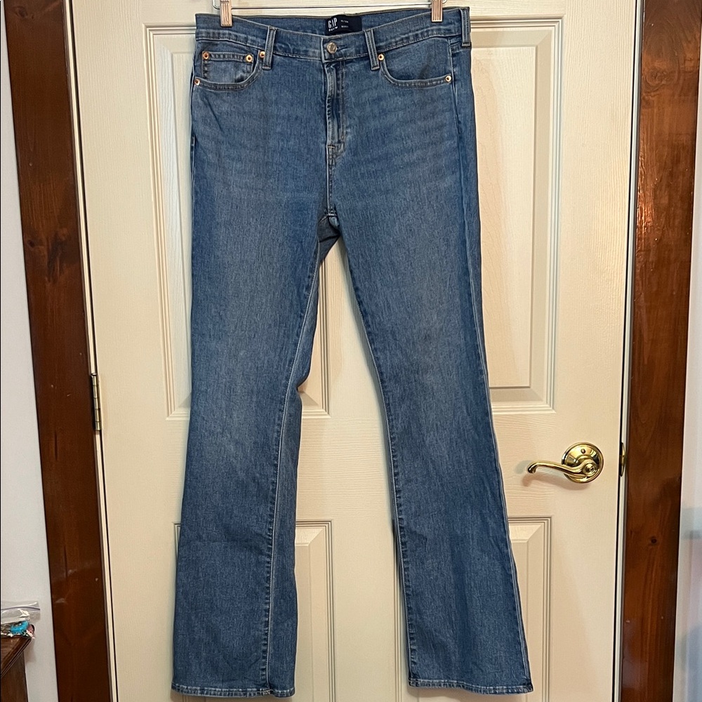 GAP Women's Flare Jeans in Blue